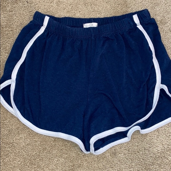 Sold out Brande Melville 2 pair shorts o/s - Picture 2 of 5